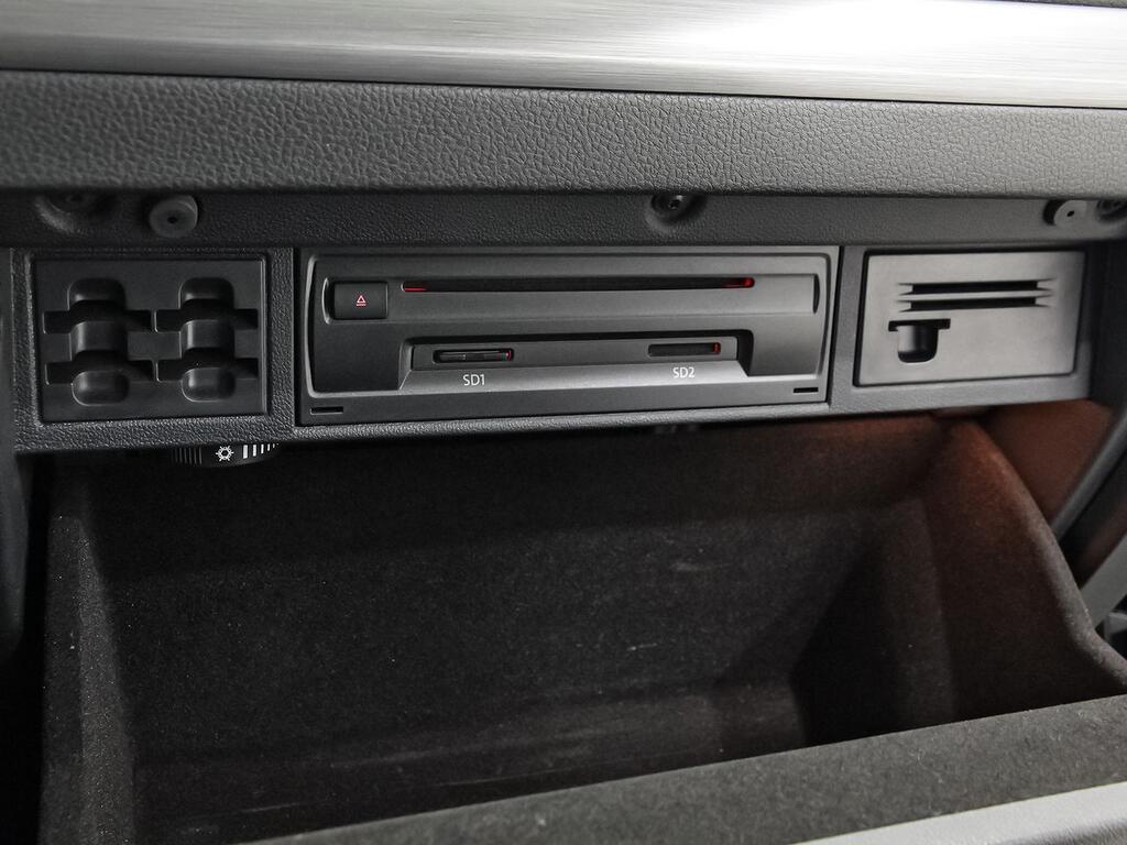 Volkswagen Golf Advance 1.6 TDI 85kW (115CV) 33