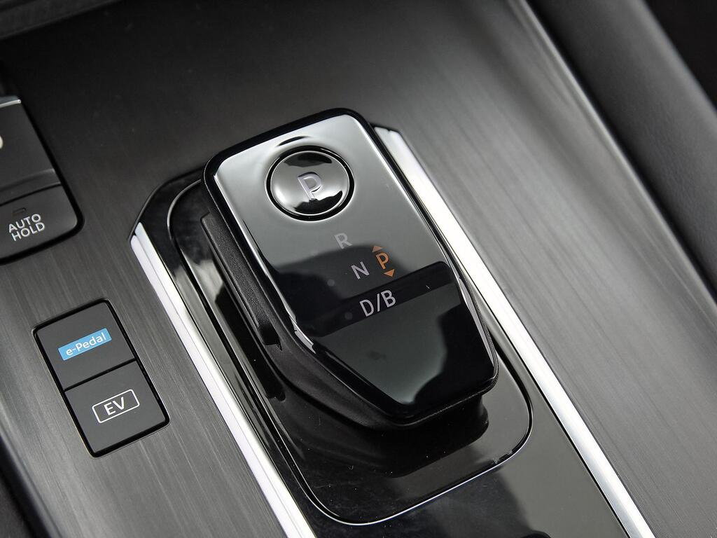 Nissan Qashqai E-POWER 140 KW (190 CV) N-Connecta 32