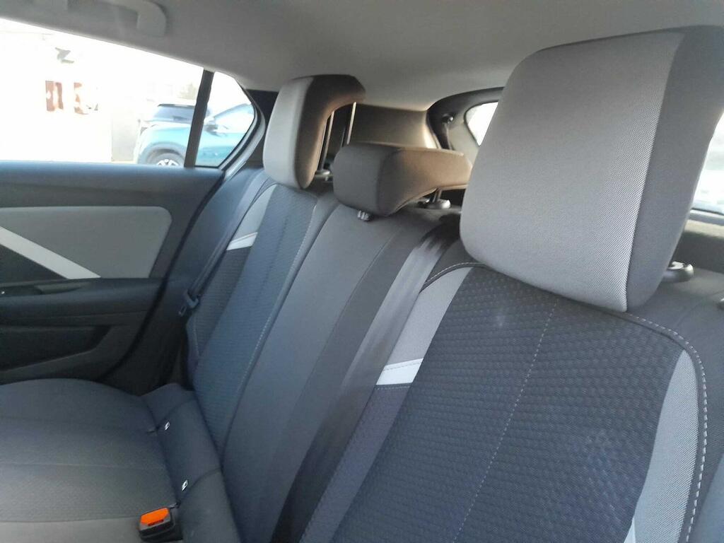Opel Astra 1.2T XHT 96kW (130CV) Edition 12
