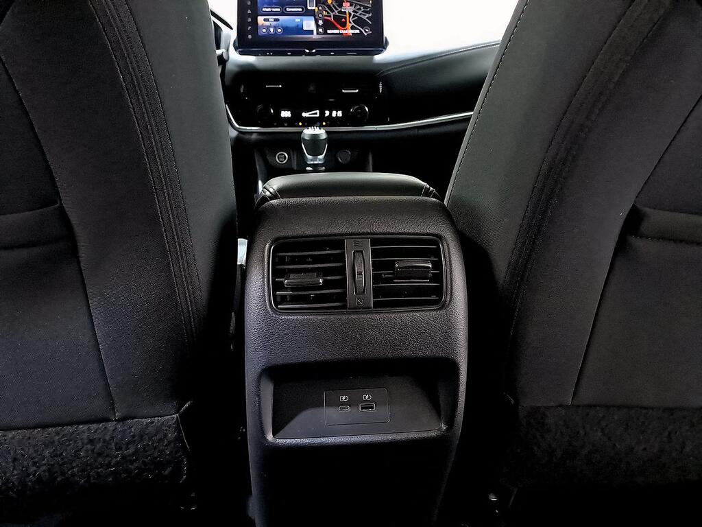Nissan Qashqai DIG-T 103kW N-Connecta 33