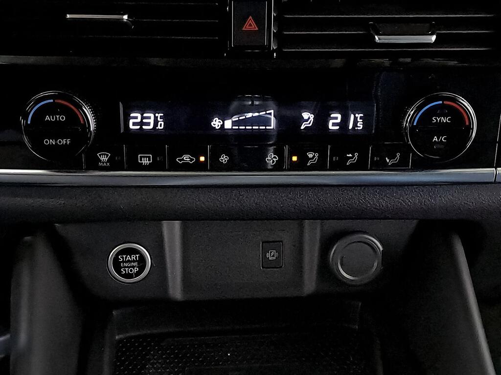 Nissan Qashqai DIG-T 103kW N-Connecta 30