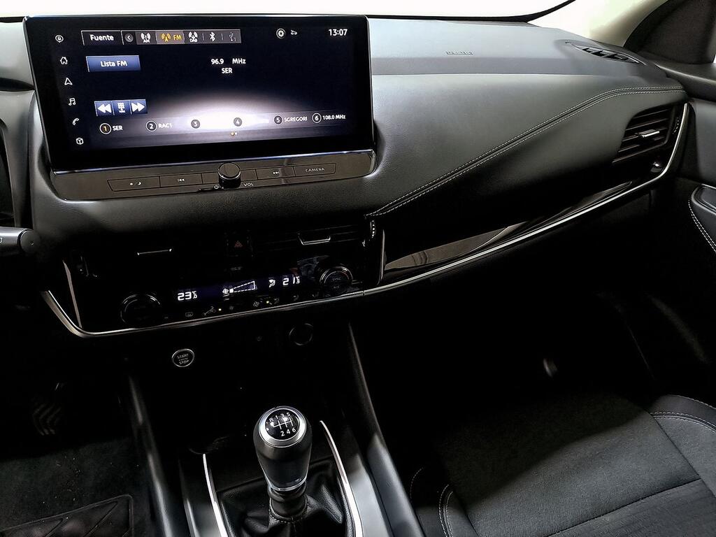 Nissan Qashqai DIG-T 103kW N-Connecta 11