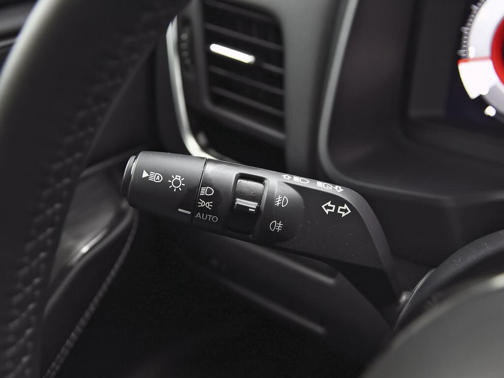 Nissan Qashqai DIG-T 116kW Xtronic N-Connecta 12