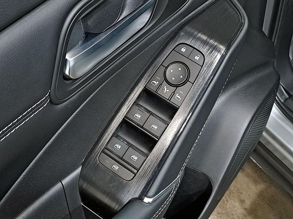 Nissan Qashqai DIG-T 116kW Xtronic N-Connecta 8