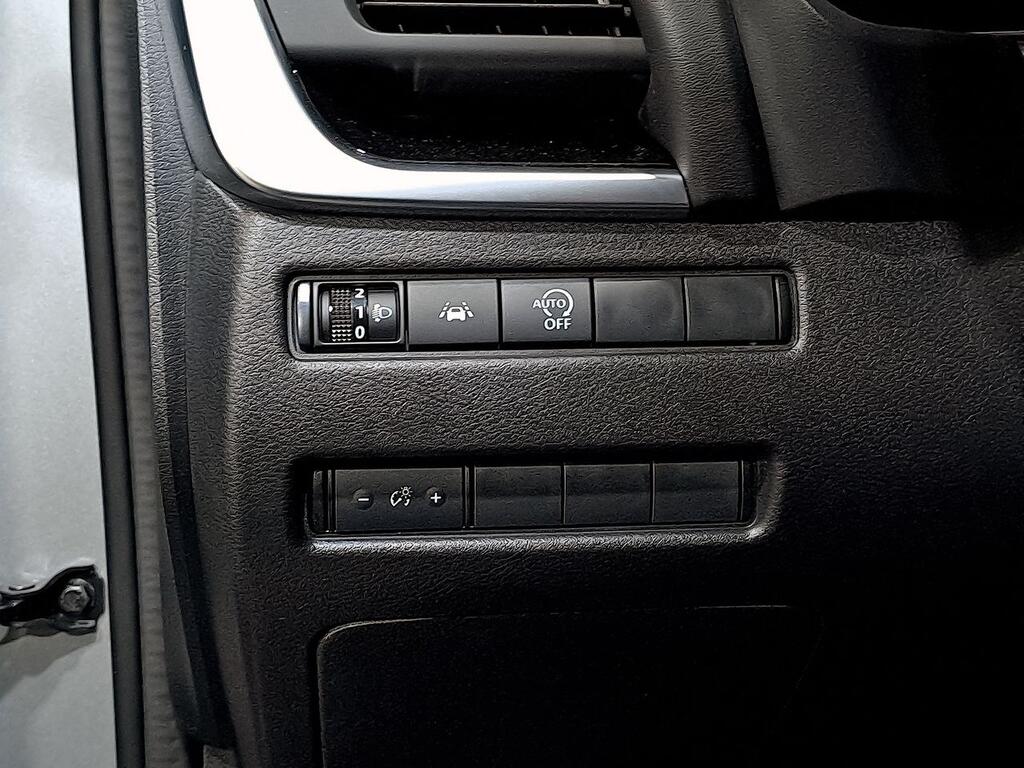 Nissan Qashqai DIG-T 116kW Xtronic N-Connecta 9