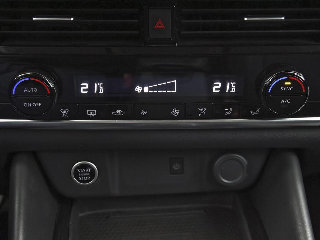 Nissan Qashqai DIG-T 116kW Xtronic N-Connecta 23