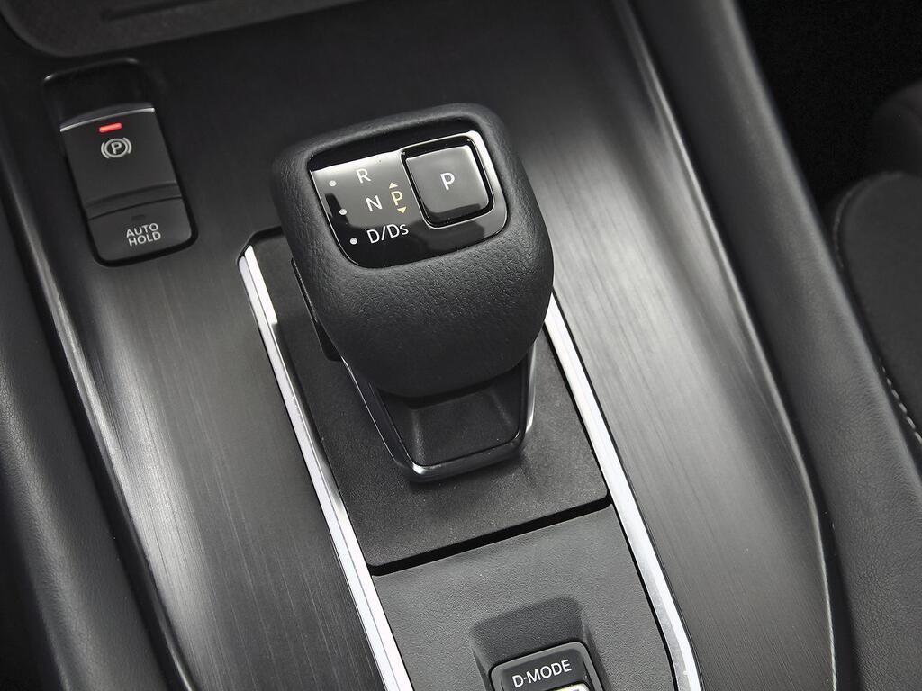 Nissan Qashqai DIG-T 116kW Xtronic N-Connecta 26