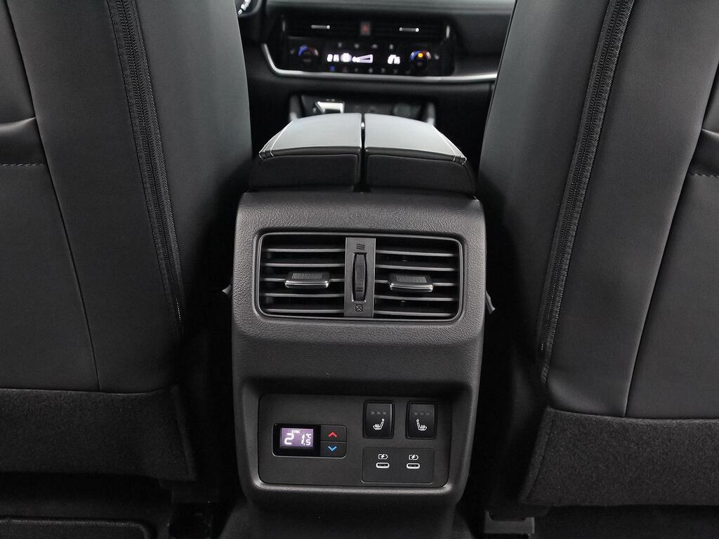 Nissan X-Trail 5pl 1.5 e-POWER 152kW 4x2 A/T N-Connecta 39