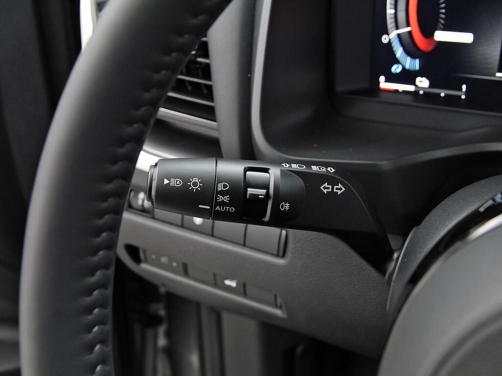 Nissan X-Trail 5pl 1.5 e-POWER 152kW 4x2 A/T N-Connecta 18