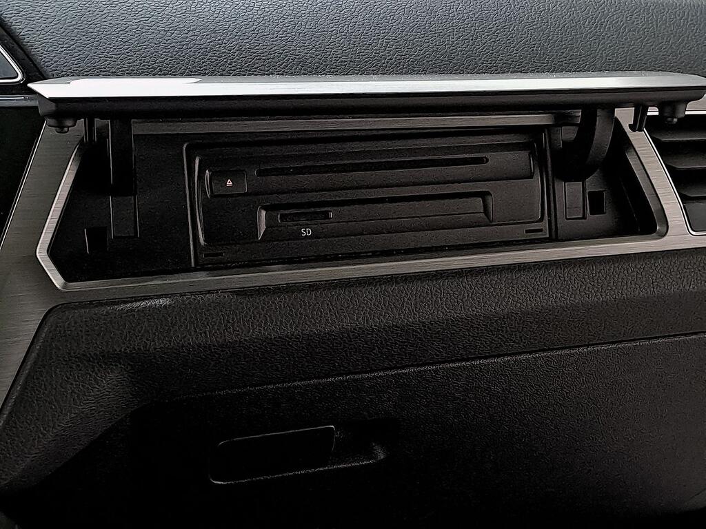 Volkswagen Touran Advance 2.0 TDI 110kW (150CV) DSG 33