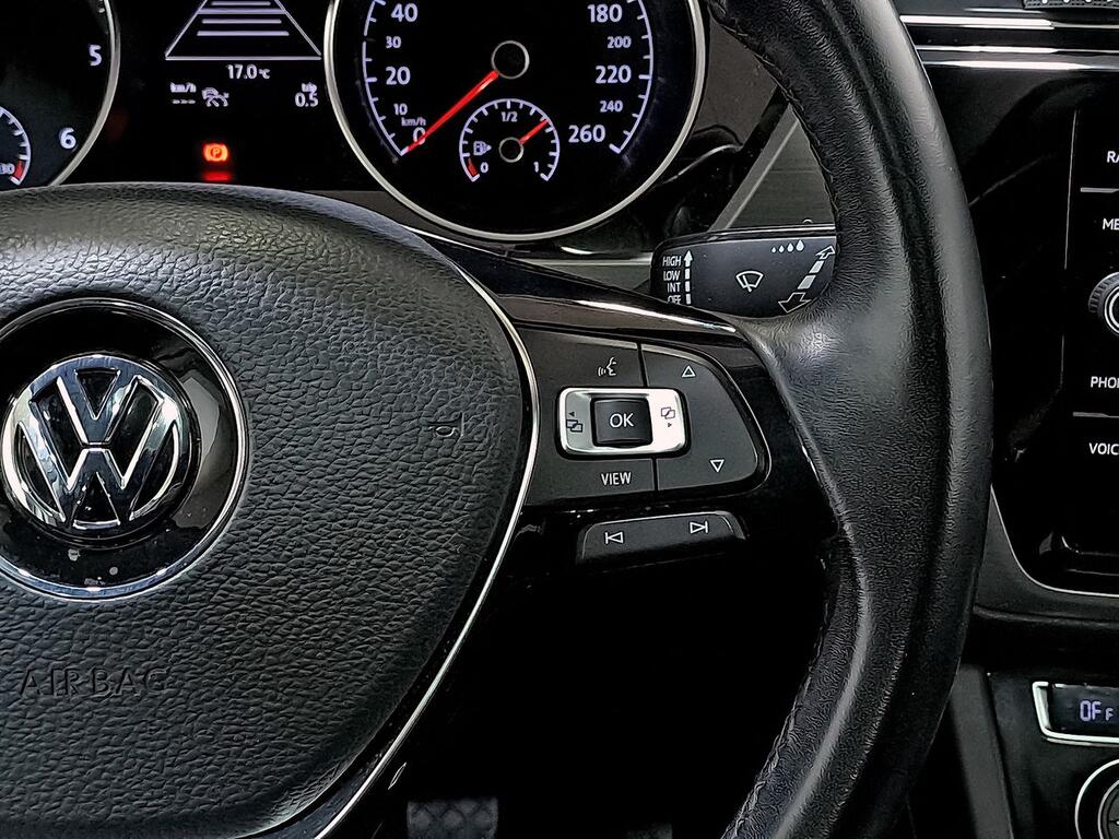 Volkswagen Touran Advance 2.0 TDI 110kW (150CV) DSG 19