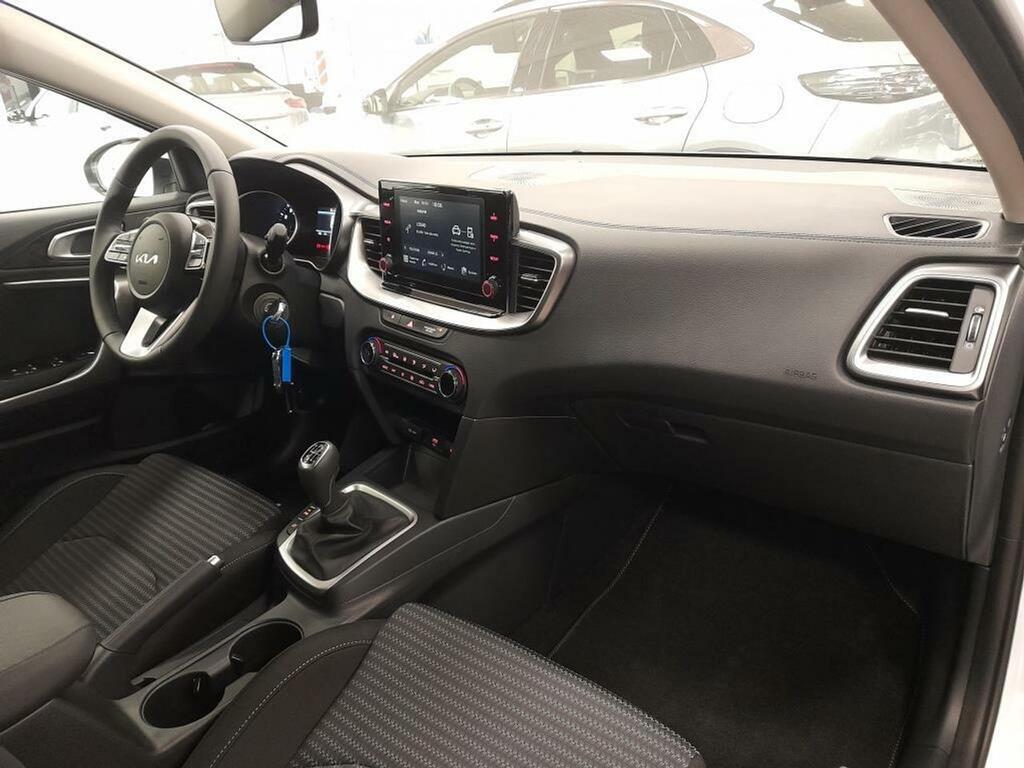 Kia Ceed 1.0 T-GDi 88kW (120CV) Drive 10