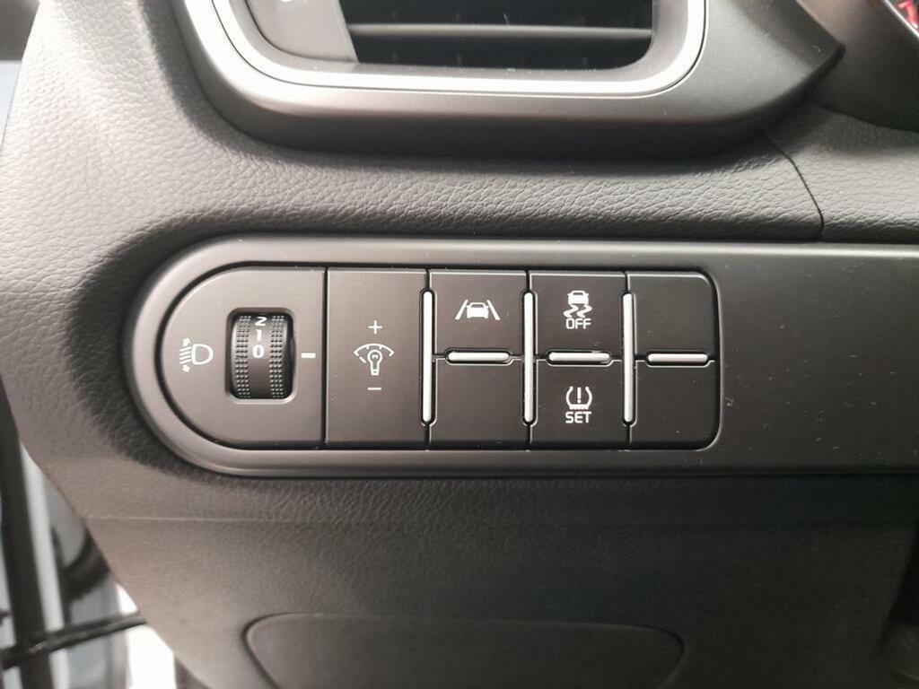 Kia Ceed 1.0 T-GDi 88kW (120CV) Drive 18