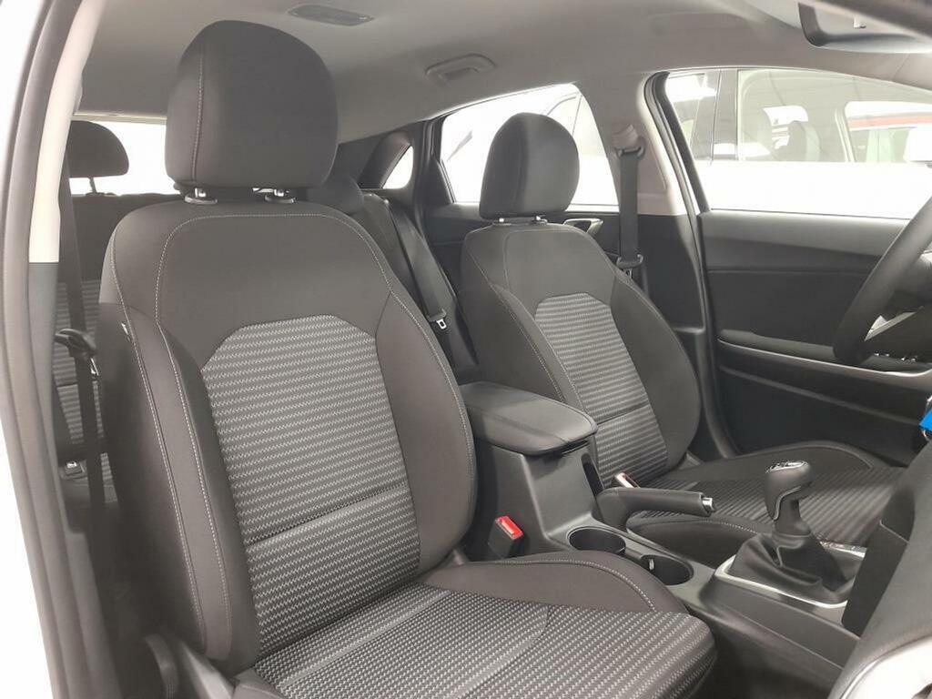 Kia Ceed 1.0 T-GDi 88kW (120CV) Drive 9