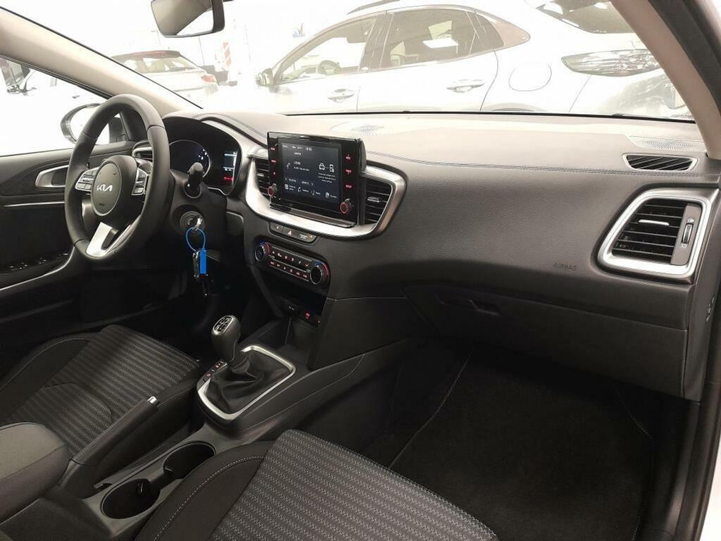 Kia Ceed 1.0 T-GDi 88kW (120CV) Drive 9