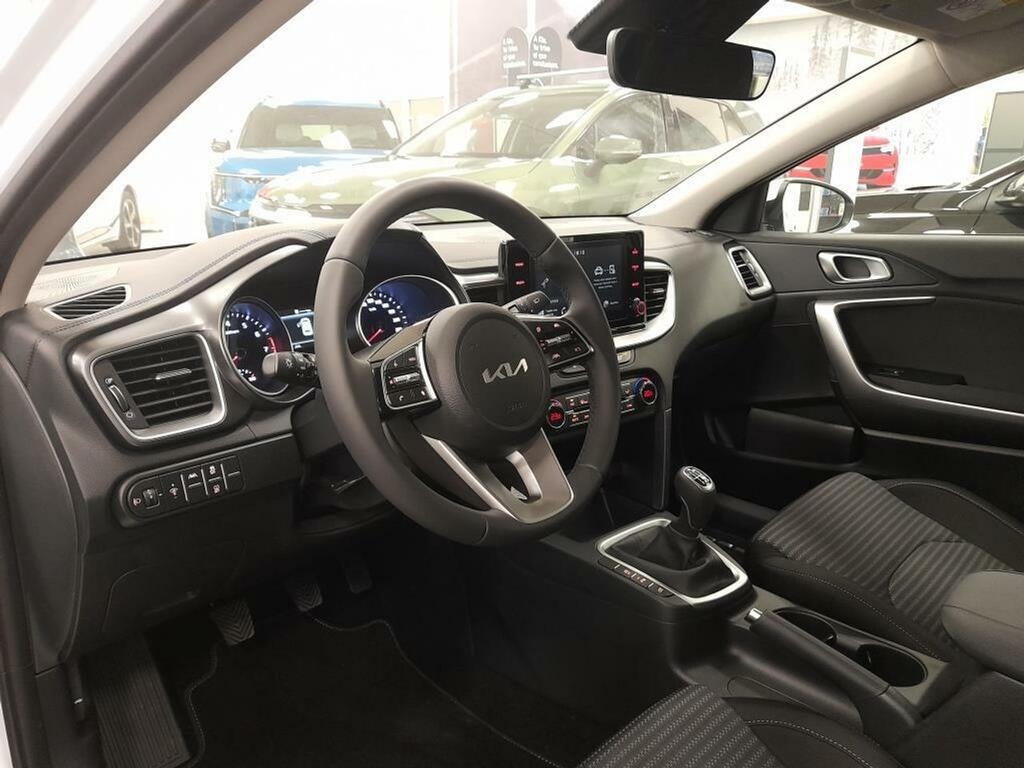 Kia Ceed 1.0 T-GDi 88kW (120CV) Drive 24
