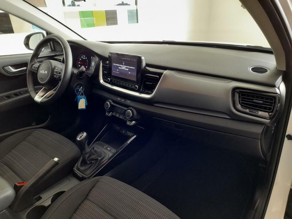 Kia Stonic 1.0 T-GDi 74kW (100CV) MHEV MT Drive 11