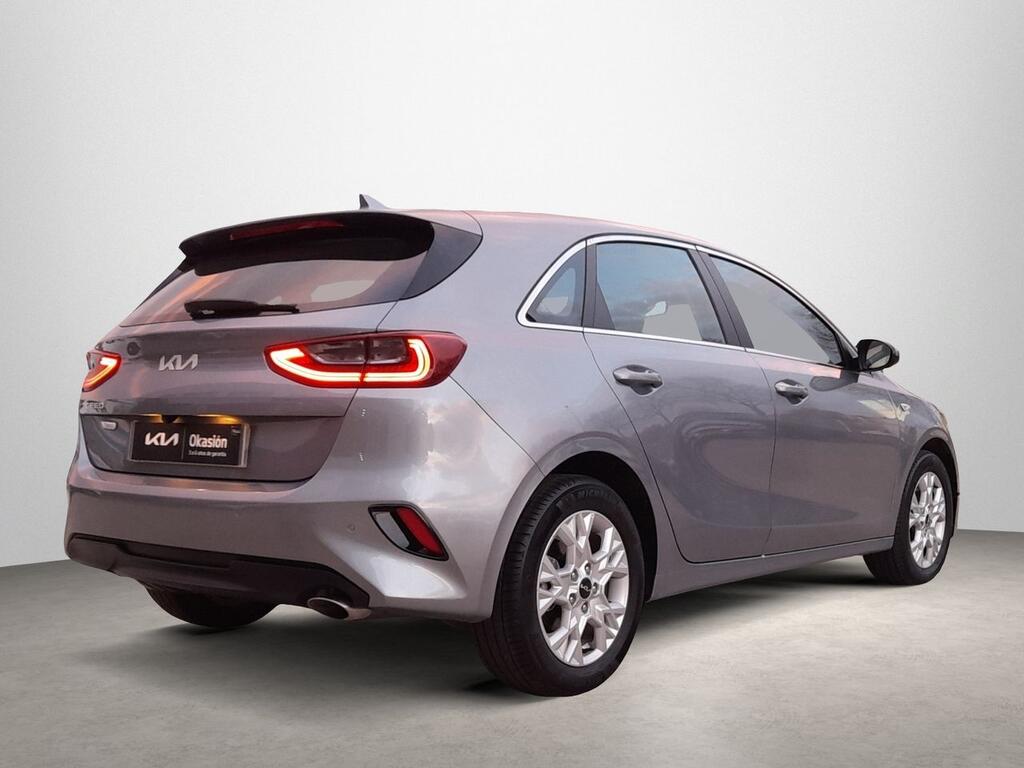 Kia Ceed 1.0 T-GDi 74kW (100CV) Drive 7