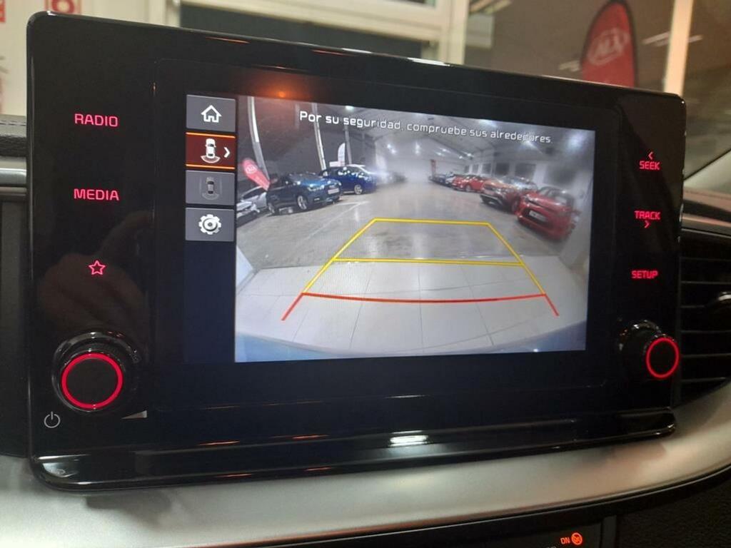 Kia Ceed 1.0 T-GDi 74kW (100CV) Drive 21