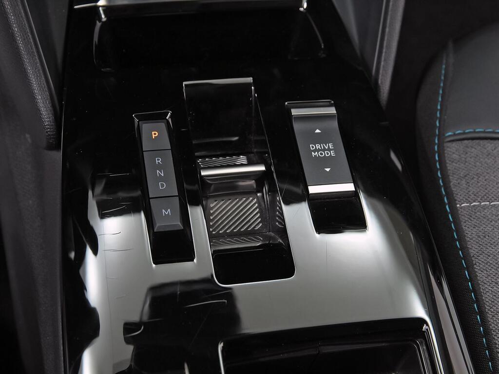 Citroën C4 PureTech 130 S&S EAT8 Plus 33