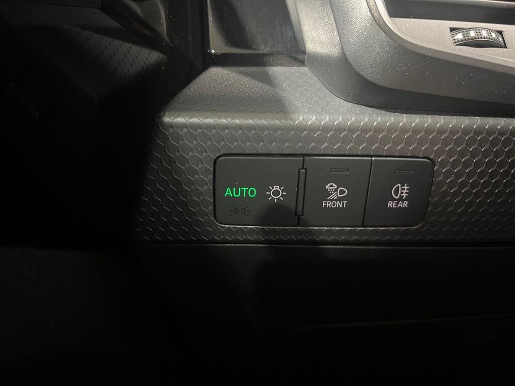 Audi A1 Sportback Adrenalin 30 TFSI 81kW (110CV) 13