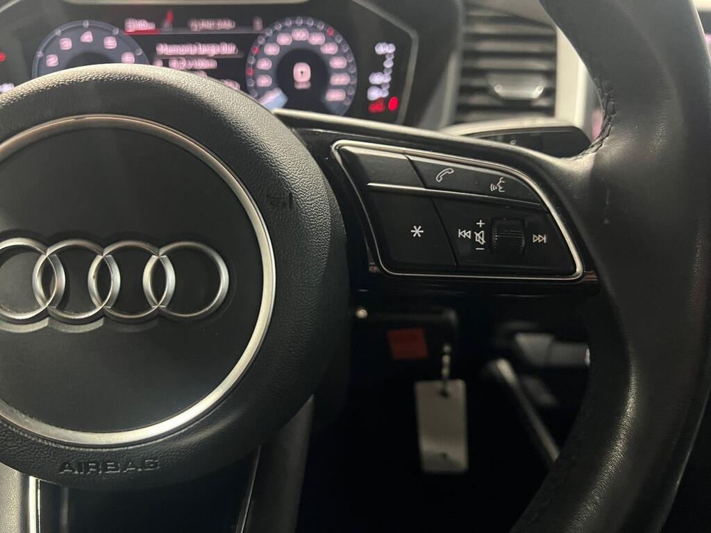 Audi A1 Sportback Adrenalin 30 TFSI 81kW (110CV) 10