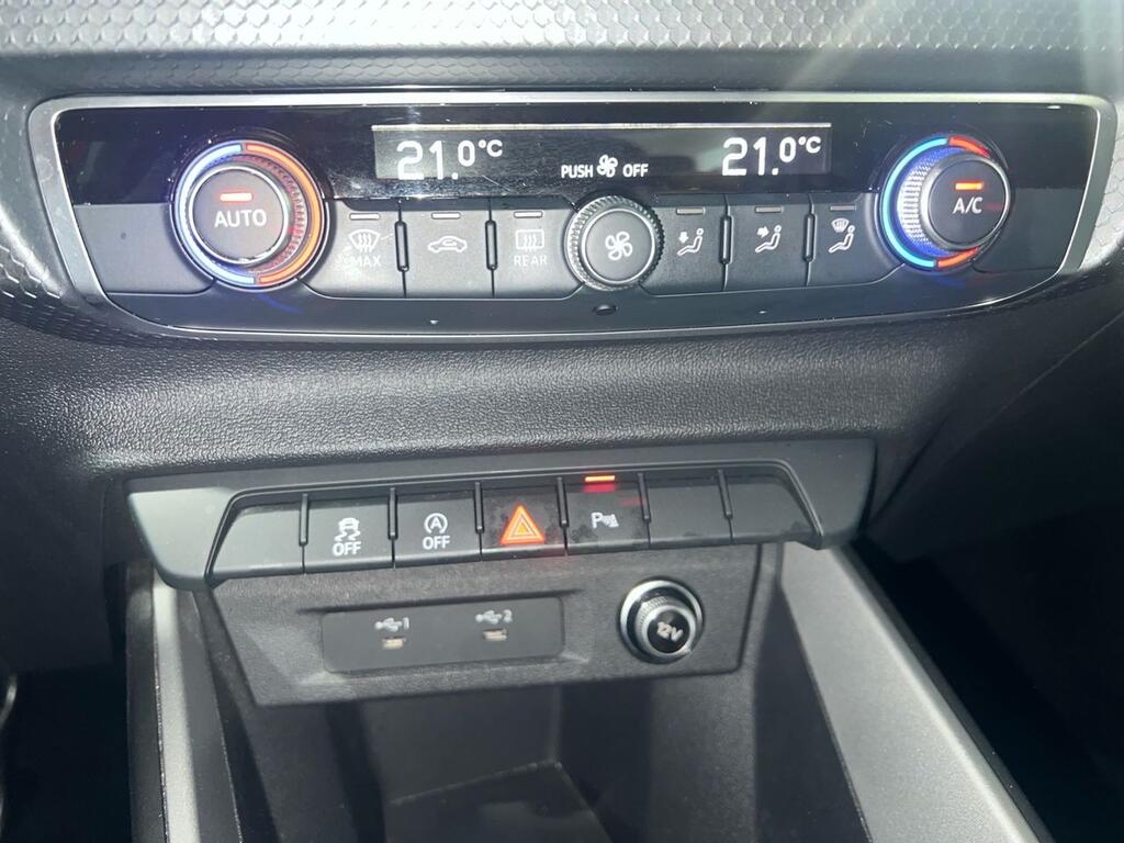 Audi A1 Sportback Adrenalin 30 TFSI 81kW (110CV) 15