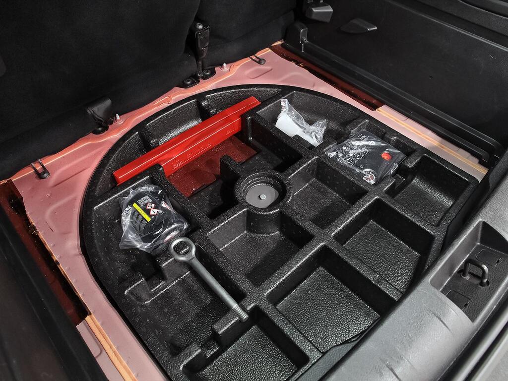 Jeep Renegade Night Eagle II 1.0G 88kW (120CV) 4x2 29