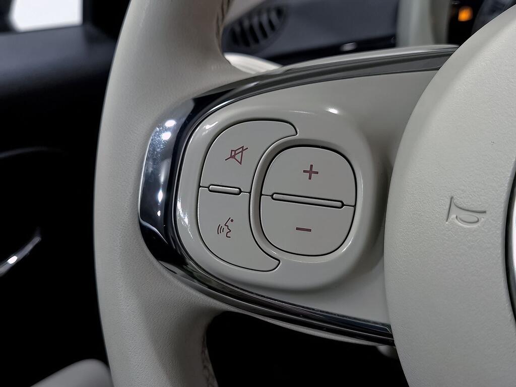 Fiat 500 Dolcevita 1.0 Hybrid 51KW (70 CV) 17