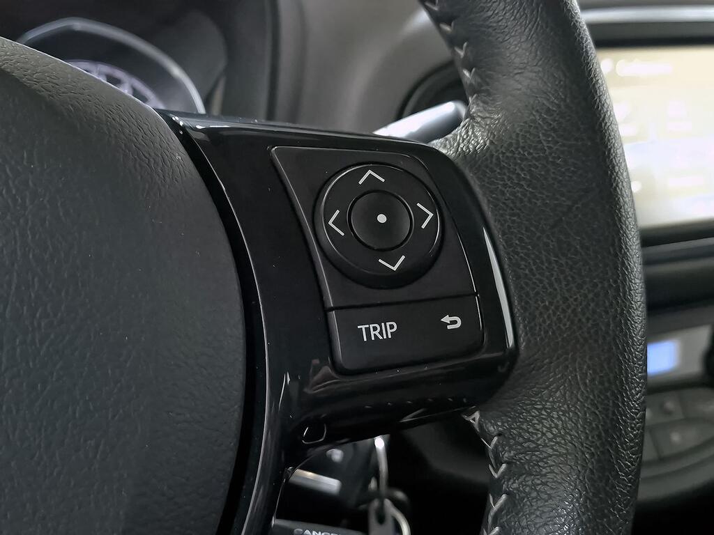 Toyota Yaris 1.5 100H Active 18