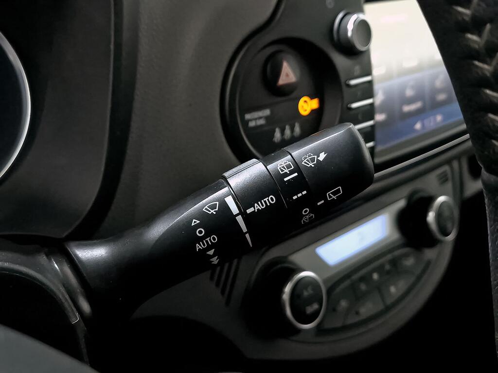 Toyota Yaris 1.5 100H Active 16