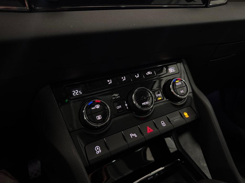 Skoda Karoq 1.5 TSI 110kW (150CV) DSG ACT Style 11