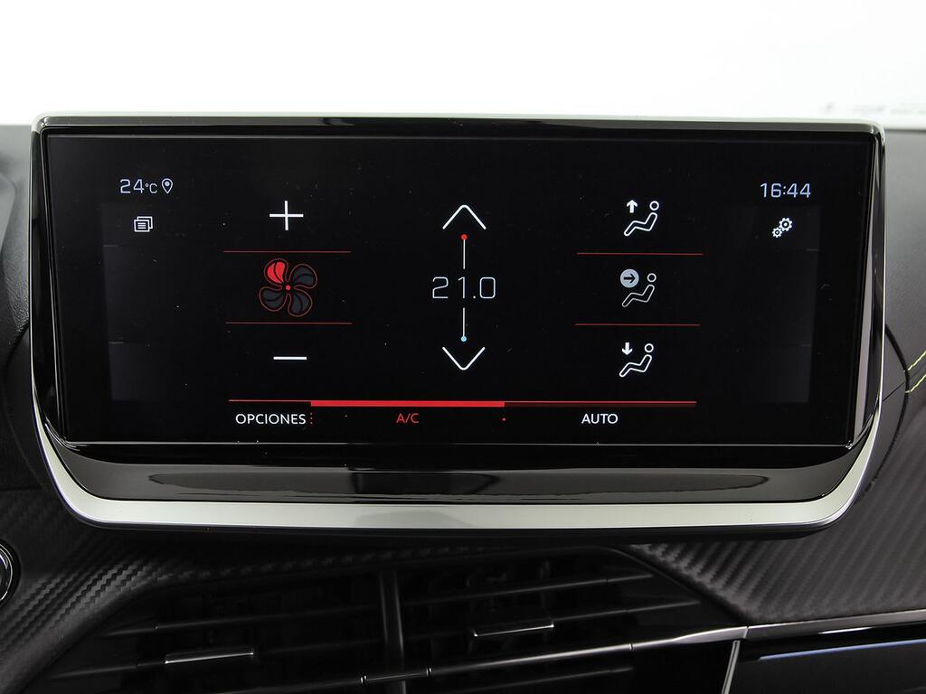 Peugeot 2008 GT Puretech 130 S&S 6 Vel. MAN 27