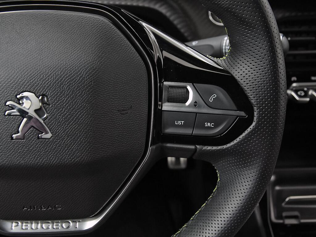 Peugeot 2008 GT Puretech 130 S&S 6 Vel. MAN 19