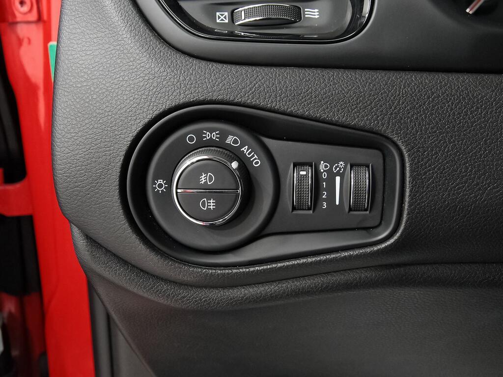 Jeep Renegade Night Eagle II 1.0G 88kW (120CV) 4x2 14