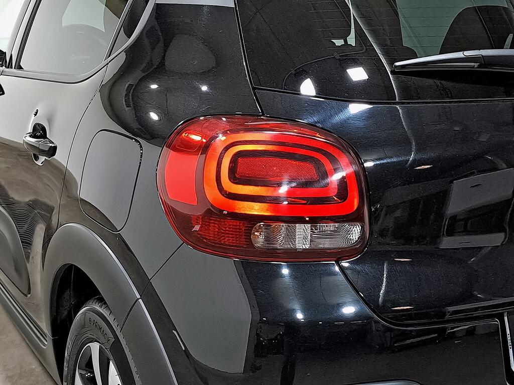 Citroën C3 PureTech 60KW (83CV) Shine 31