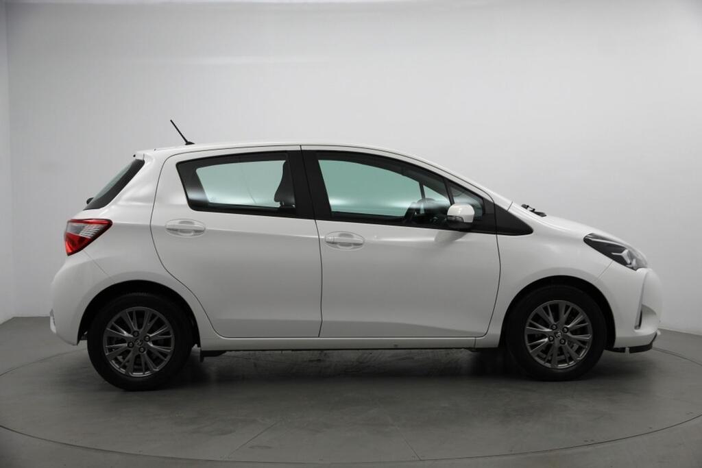 Toyota Yaris 1.5 100H Active 3