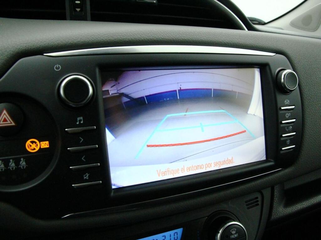 Toyota Yaris 1.5 100H Active 7