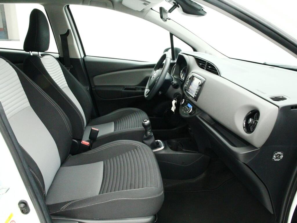 Toyota Yaris 1.5 100H Active 12