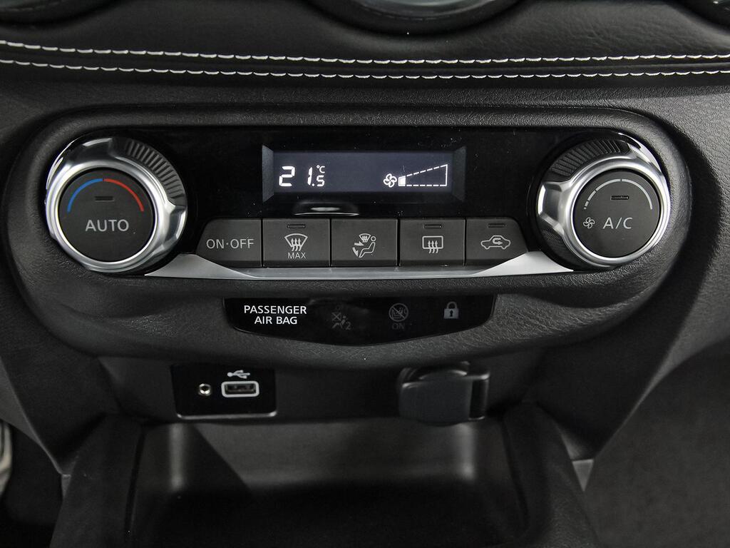 Nissan Juke DIG-T 84 kW (114 CV) 6M/T N-Connecta 27