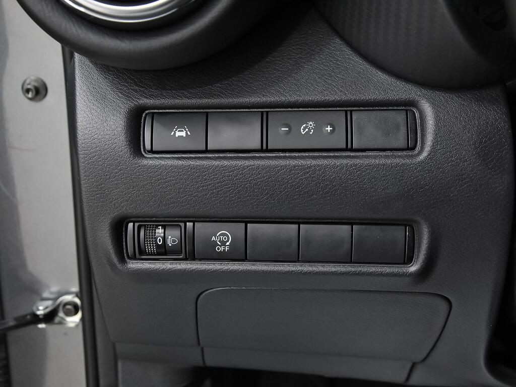 Nissan Juke DIG-T 84 kW (114 CV) 6M/T N-Connecta 12