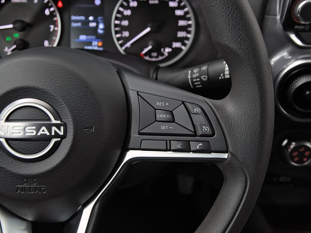 Nissan Juke DIG-T 84 kW (114 CV) 6M/T Acenta 18