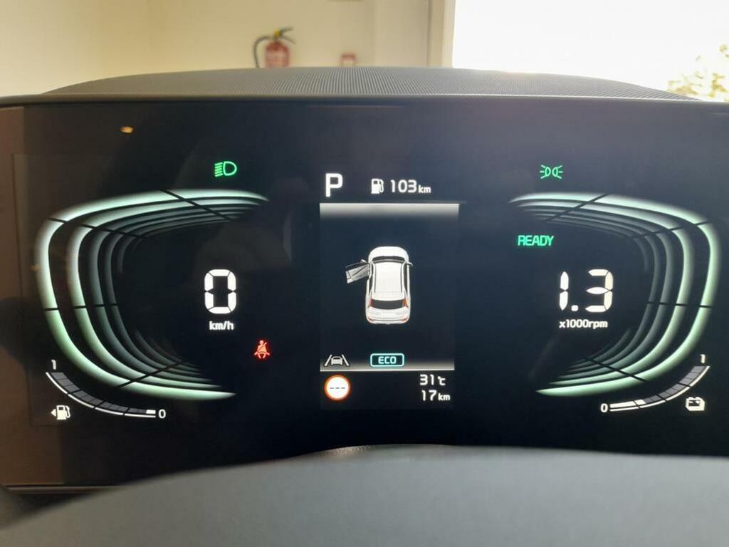 Kia Niro 1.6 GDi HEV 95kW (129CV) Drive 16