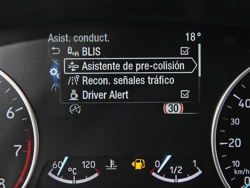 Ford Ecosport 1.0T EcoBoost 92kW (125CV) S&S ST Line 26