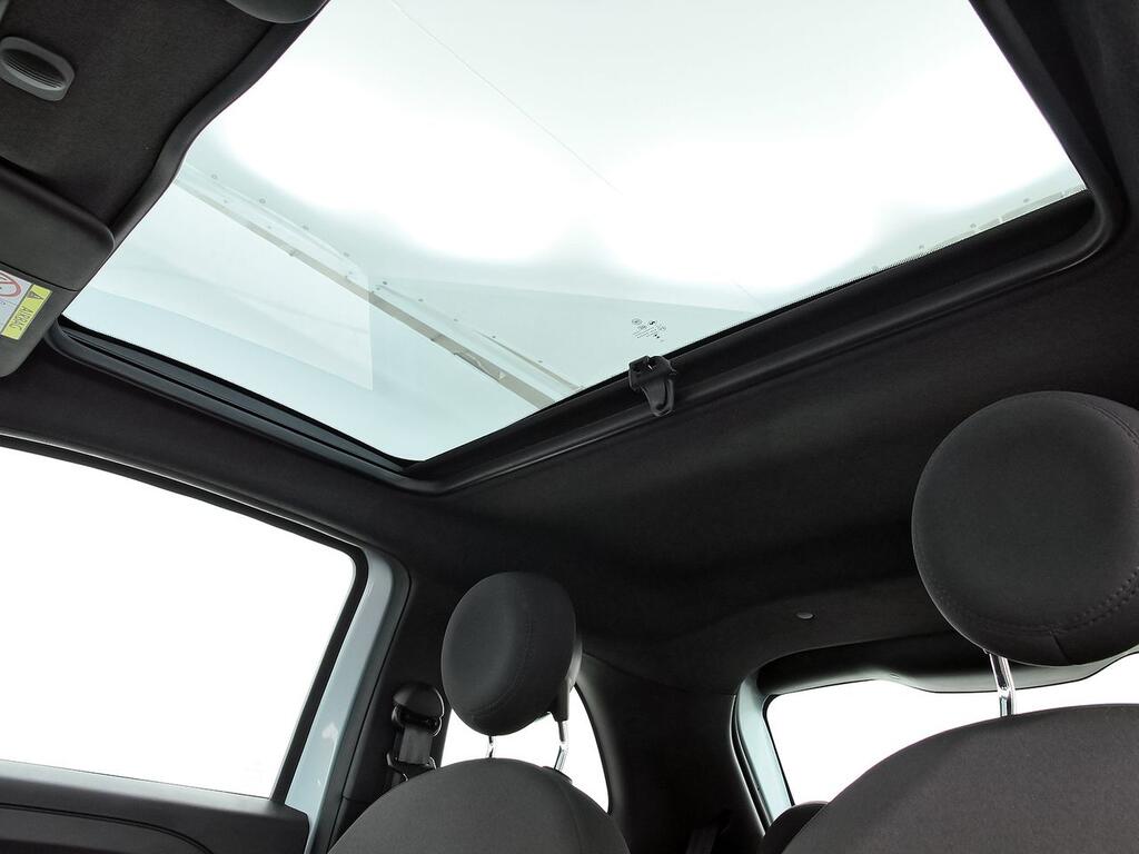 Fiat 500 Dolcevita 1.0 Hybrid 51KW (70 CV) 26