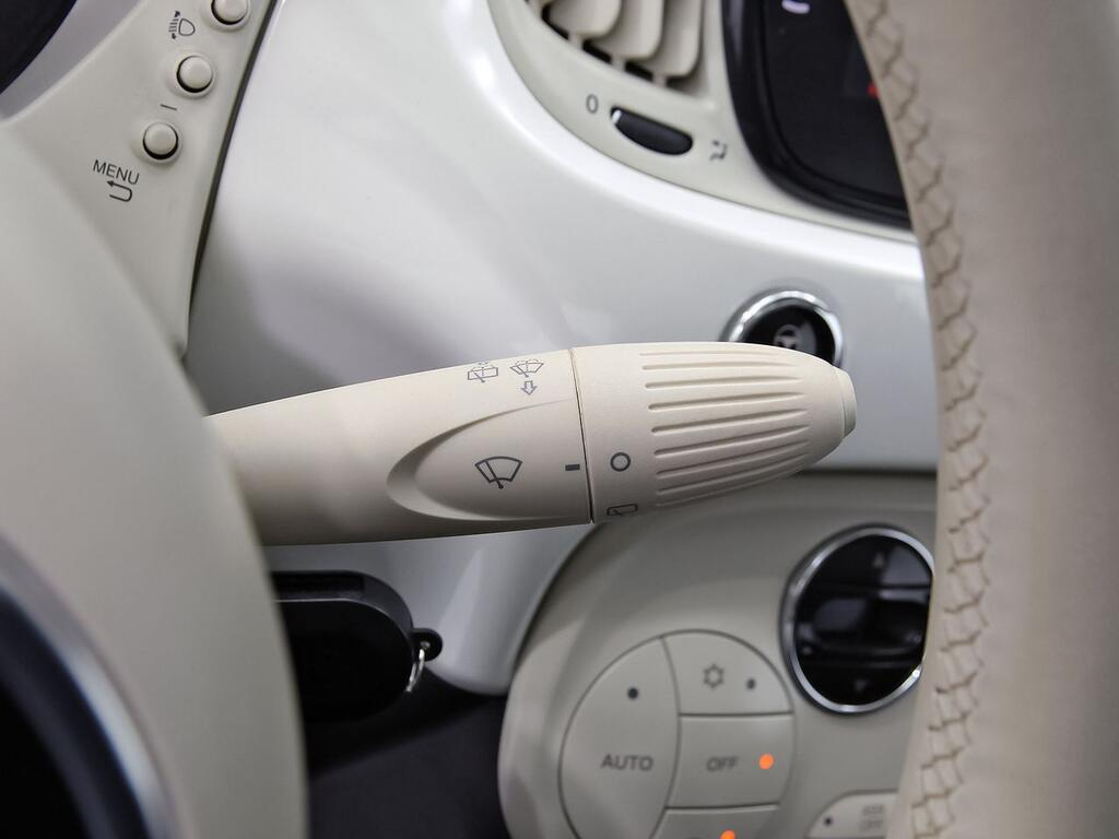 Fiat 500 Dolcevita 1.0 Hybrid 51KW (70 CV) 17