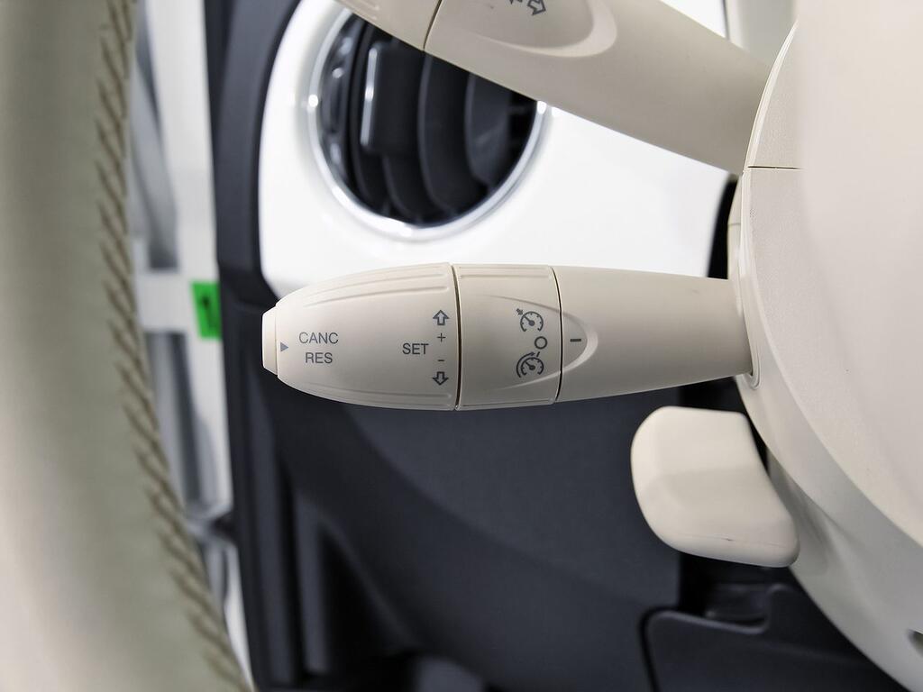 Fiat 500 Dolcevita 1.0 Hybrid 51KW (70 CV) 16