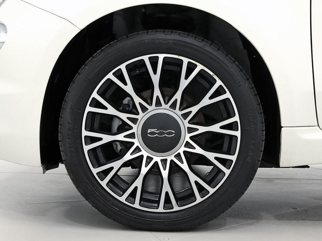 Fiat 500 Dolcevita 1.0 Hybrid 51KW (70 CV) 11