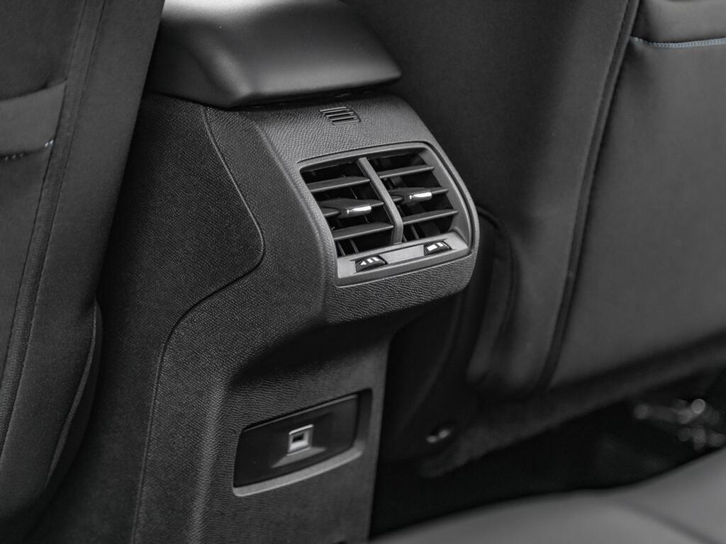 Citroën C4 PureTech 130 S&S EAT8 Feel Pack 29