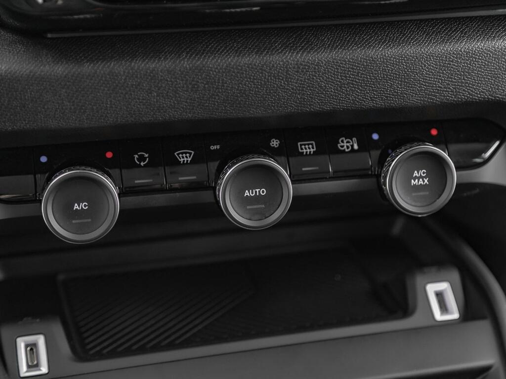 Citroën C4 PureTech 130 S&S EAT8 Feel Pack 22